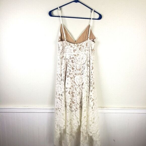Women's Lulu's Elegant White Nude HI-LOW Lace Dress Size Medium - Picture 2 of 9